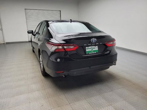 Used 2022 Toyota Camry LE FWD image 6