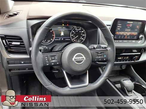 Used 2021 Nissan Rogue SV w/ Premium Package image 22