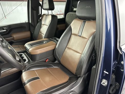 Used 2021 Chevrolet Silverado 2500 High Country w/ Z71 Off-Road Package image 14