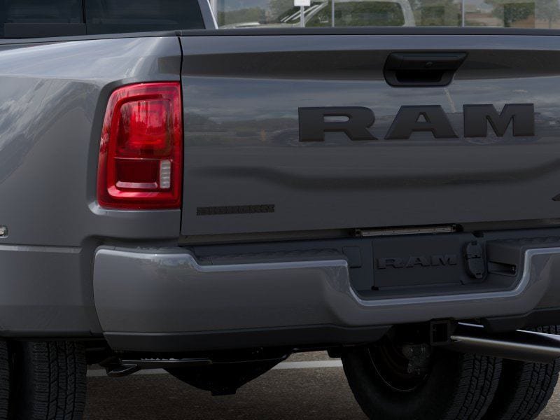 New 2026 RAM 3500 Big Horn AWD/4WD image 13