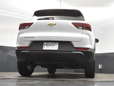 New 2025 Chevrolet TrailBlazer LS w/ LS Convenience Package image 40