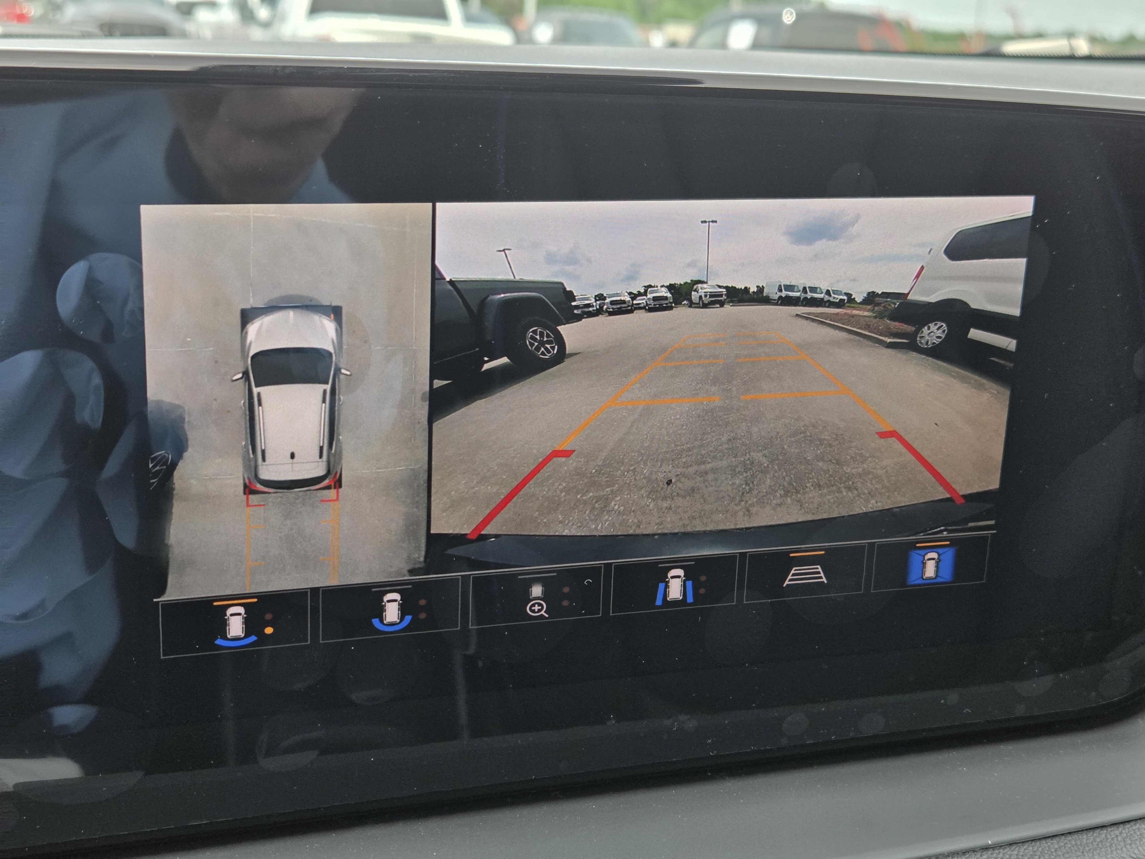 New 2026 Buick Encore GX Sport Touring w/ Advanced Technology Package FWD image 14