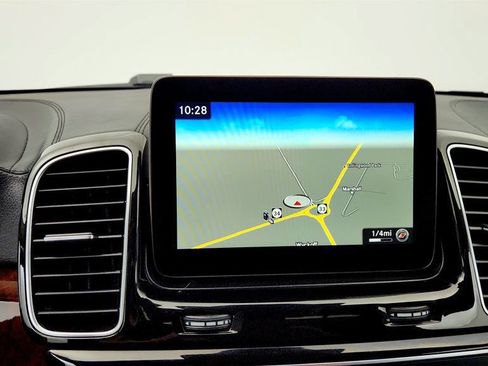 Used 2017 Mercedes-Benz GLS 450 4MATIC image 19