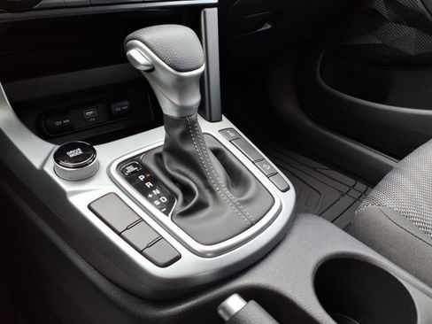 Used 2026 Kia Seltos LX AWD/4WD image 19