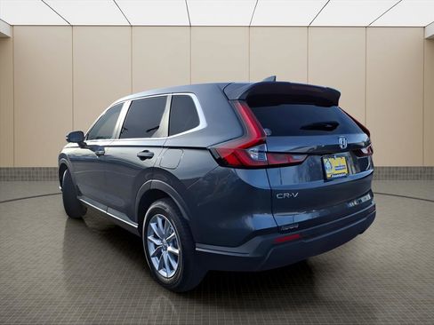 Used 2026 Honda CR-V EX image 4