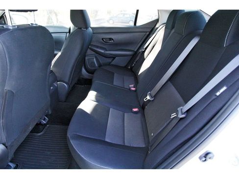 Used 2025 Nissan Sentra SV FWD image 7
