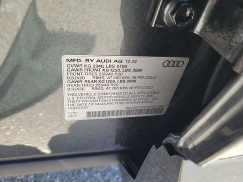Certified 2025 Audi Q3 2.0T Premium Plus AWD/4WD image 31