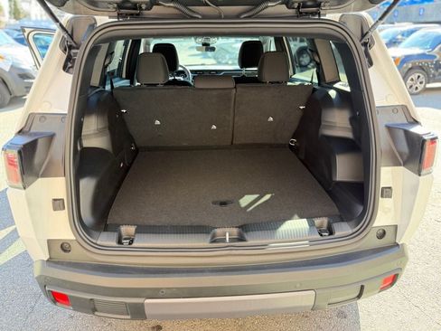 New 2026 Jeep Cherokee Laredo AWD/4WD image 30