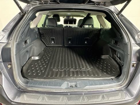 Used 2022 Subaru Outback Limited AWD/4WD image 32