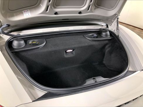 Used 2024 Porsche 718 Boxster RWD image 24