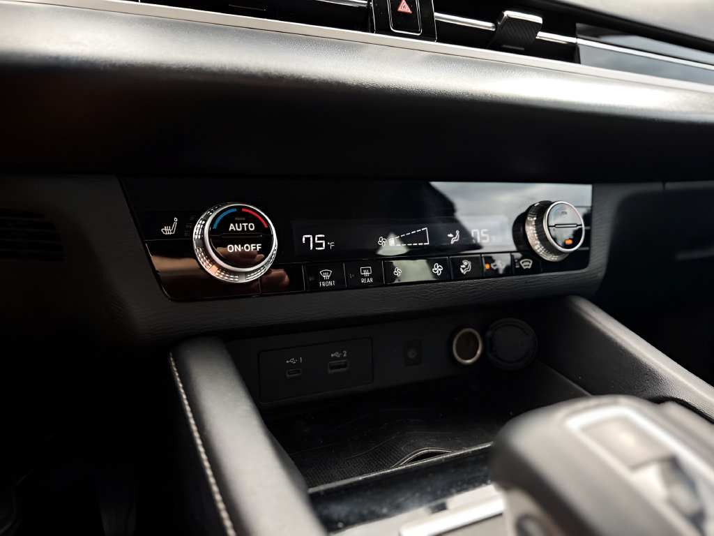 Used 2022 Mitsubishi Outlander SE AWD/4WD image 8