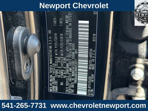 Used 2022 Toyota Corolla Cross XLE w/ Convenience Package image 33