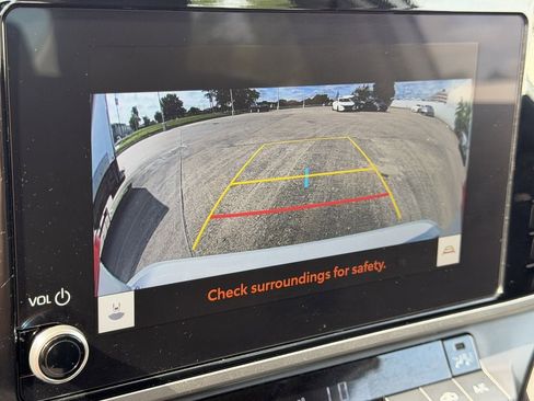 Used 2026 Toyota Camry LE FWD image 19