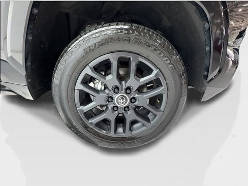 Used 2024 Toyota Tundra Platinum image 13