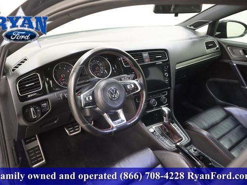 Used 2019 Volkswagen GTI SE image 18