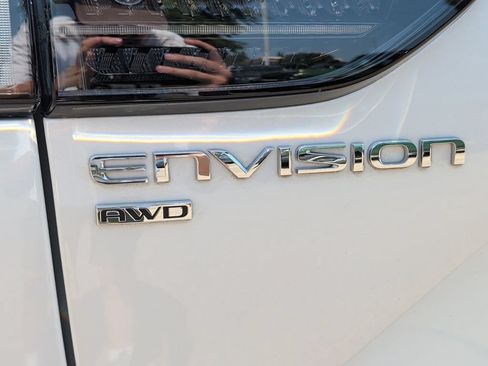 Used 2024 Buick Envision Avenir AWD/4WD image 41