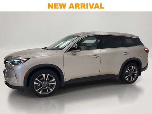 Used 2023 INFINITI QX60 Luxe w/ Cargo Package AWD/4WD image 4