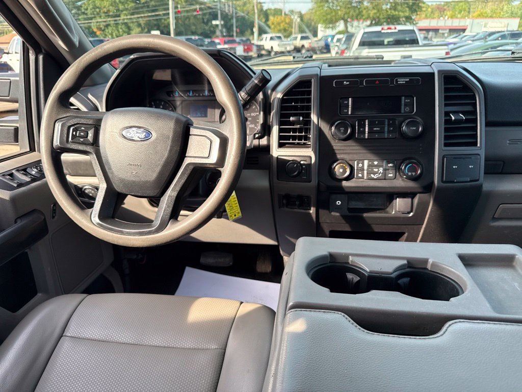 Used 2019 Ford F250 XL w/ Power Equipment Group AWD/4WD image 9