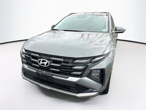 Certified 2025 Hyundai Tucson SEL image 8