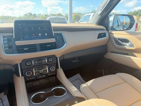 Used 2023 Chevrolet Tahoe Premier w/ Premium Package 2 RWD image 35