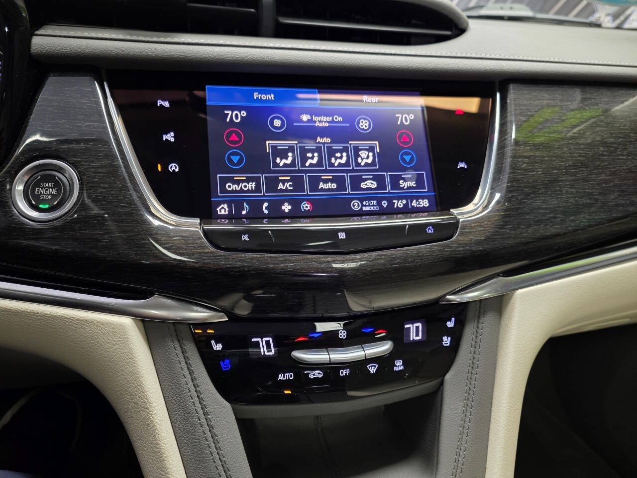 Used 2021 Cadillac XT6 Premium Luxury FWD image 21