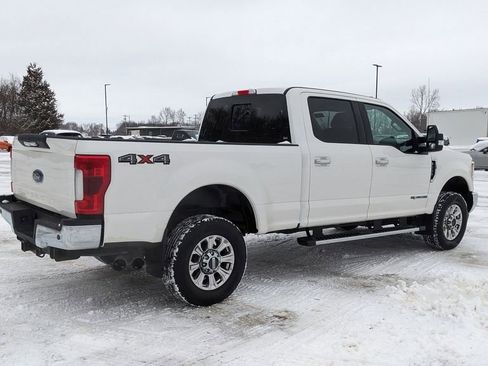 Certified 2018 Ford F250 Lariat w/ Chrome Package image 3
