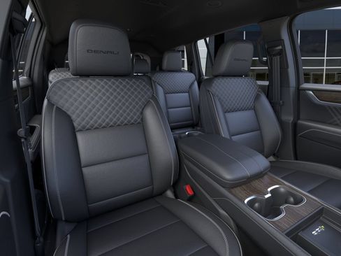 New 2026 GMC Acadia Denali w/ Super Cruise Package FWD image 16