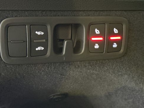 Used 2021 Audi Q7 3.0T Prestige image 13