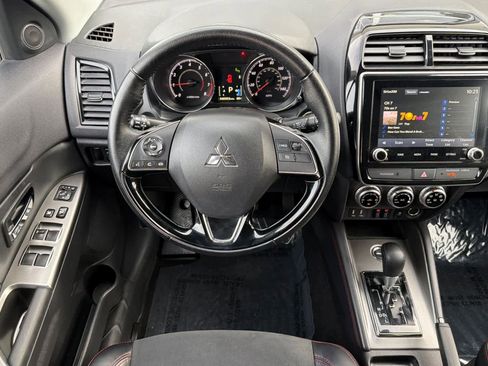 Used 2024 Mitsubishi Outlander Sport SE image 16