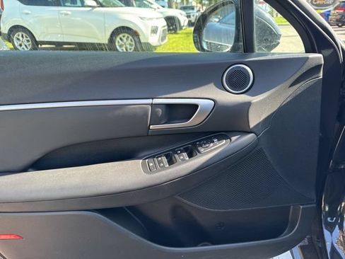 Used 2025 Hyundai Sonata SEL FWD image 23