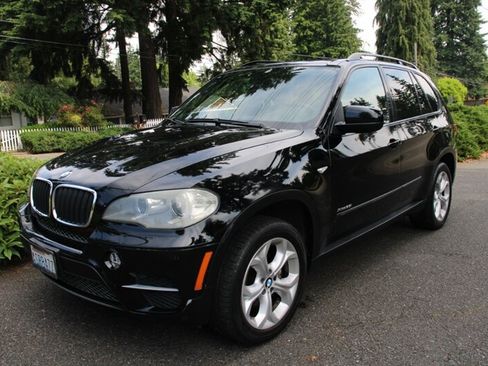 Used 2012 BMW X5 xDrive35i image 1
