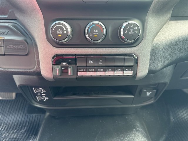 New 2024 RAM 3500 Tradesman AWD/4WD image 18