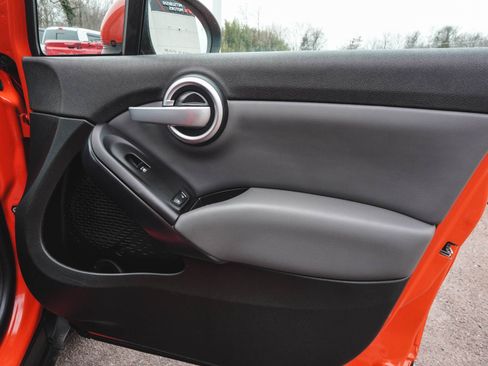 Used 2016 FIAT 500X Easy image 11