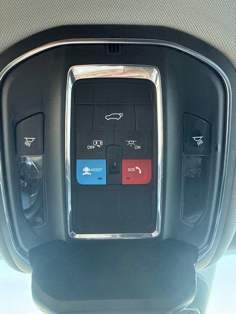 Used 2023 Jeep Grand Cherokee Limited w/ Luxury Tech Group II AWD/4WD image 41