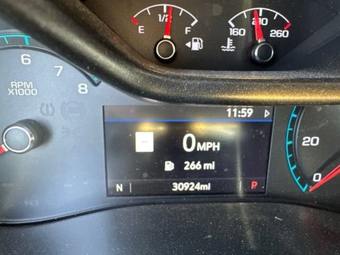 Used 2022 Chevrolet Colorado Z71 AWD/4WD image 12