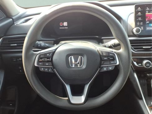Used 2019 Honda Accord EX image 5