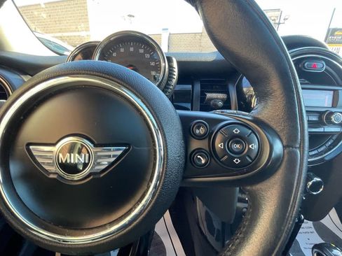 Used 2015 MINI Cooper S image 17