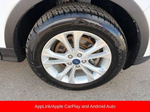 Used 2019 Ford Escape SE image 13