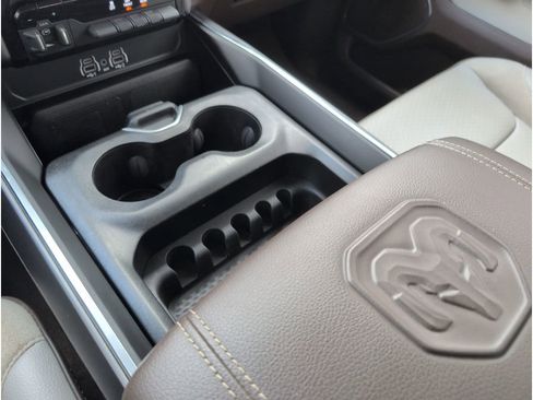 Used 2025 RAM 1500 Laramie w/ Off Road Group image 22