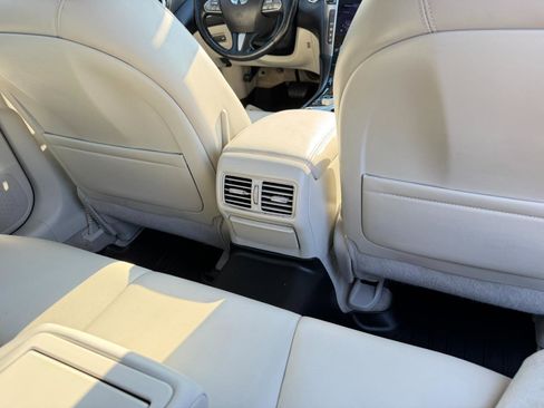 Used 2014 INFINITI Q50 AWD w/ Moonroof Package image 36