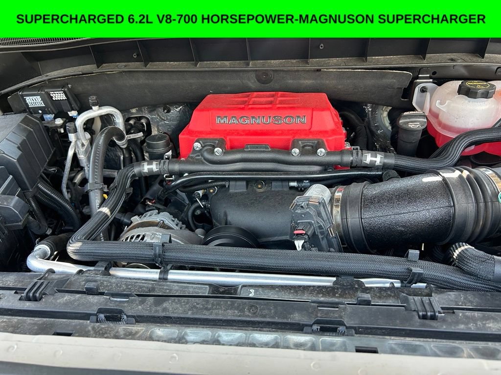 New 2026 GMC Sierra 1500 AT4 w/ Technology Package AWD/4WD image 3