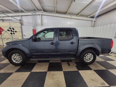 Used 2014 Nissan Frontier SV w/ SV Value Truck Package image 9
