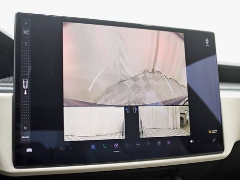 Used 2023 Tesla Model S Plaid image 17