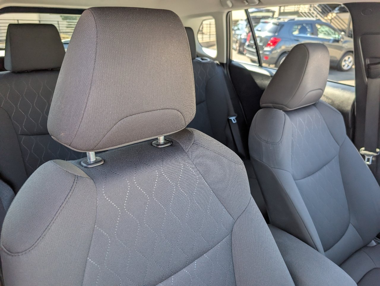 Used 2024 Toyota Corolla Cross LE FWD image 3