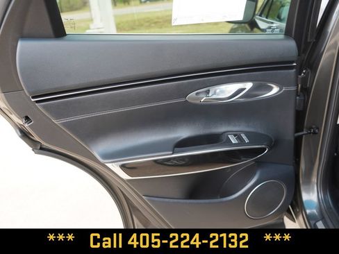 Used 2025 Genesis GV70 2.5T AWD/4WD image 28