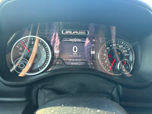 Used 2019 RAM 1500 Big Horn AWD/4WD image 16