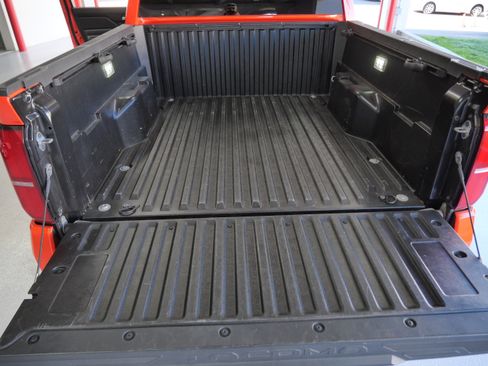 Used 2024 Toyota Tacoma TRD Off-Road image 18