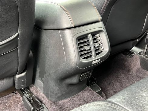 Used 2016 Jeep Cherokee 75th Anniversary FWD image 31