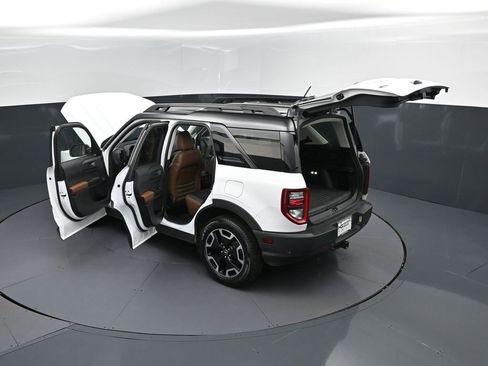 Used 2022 Ford Bronco Sport Outer Banks w/ Tech Package image 48