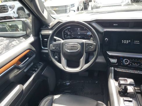 Used 2023 GMC Sierra 1500 Denali w/ Technology Package AWD/4WD image 13